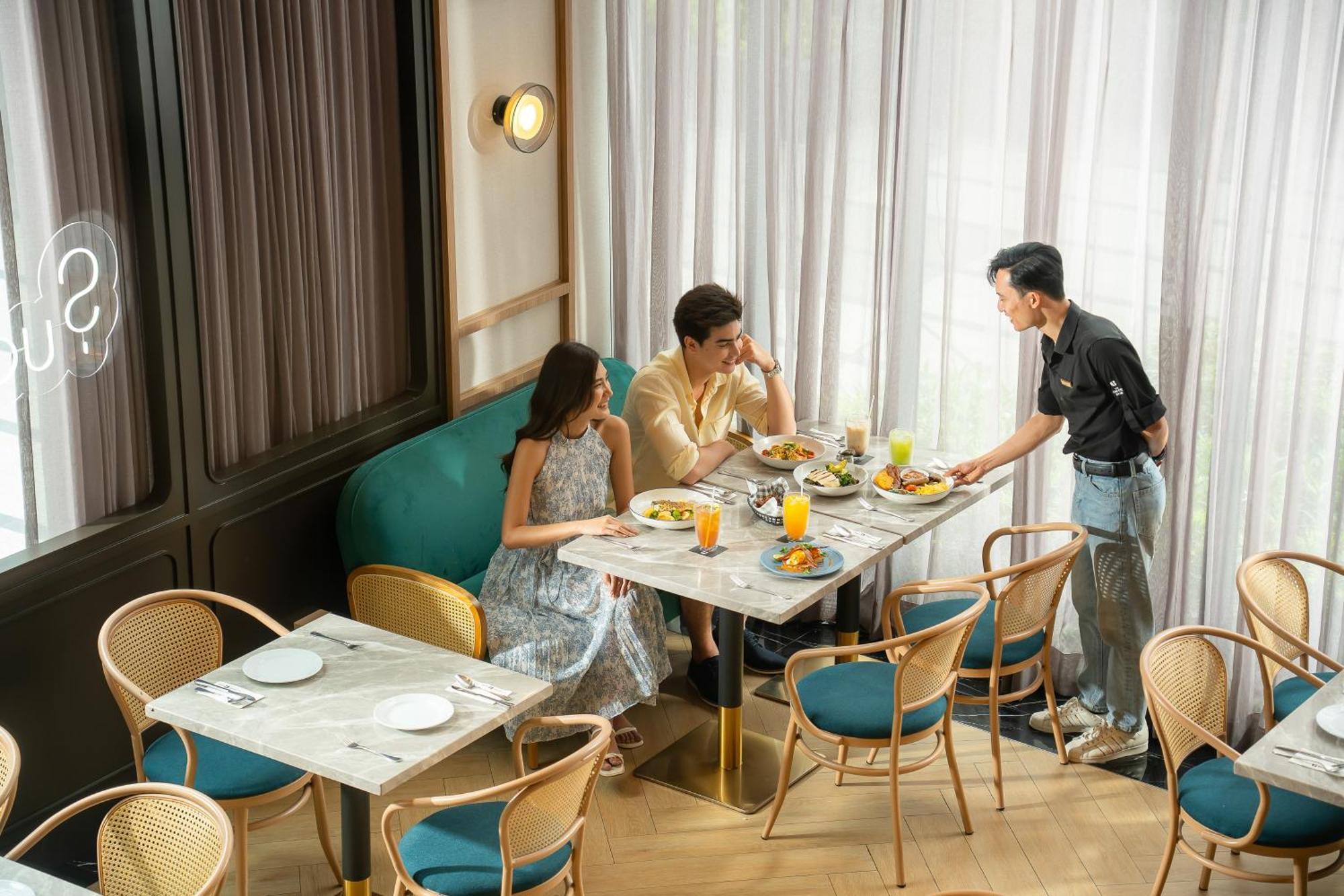 曼谷通罗宿桥套房酒店 外观 照片